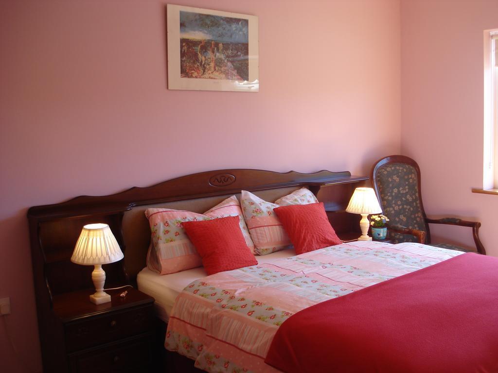 Tullaleagan Guesthouse Oughterard Rom bilde